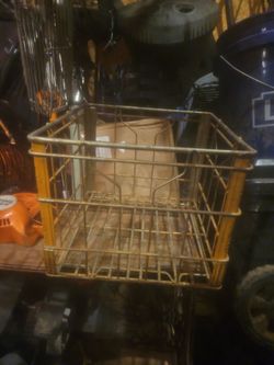Got 5 metal milk crates