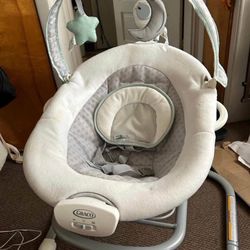 Graco Soothe n’ Sway Swing with Portable rocker 