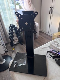 Universal Monitor Mount