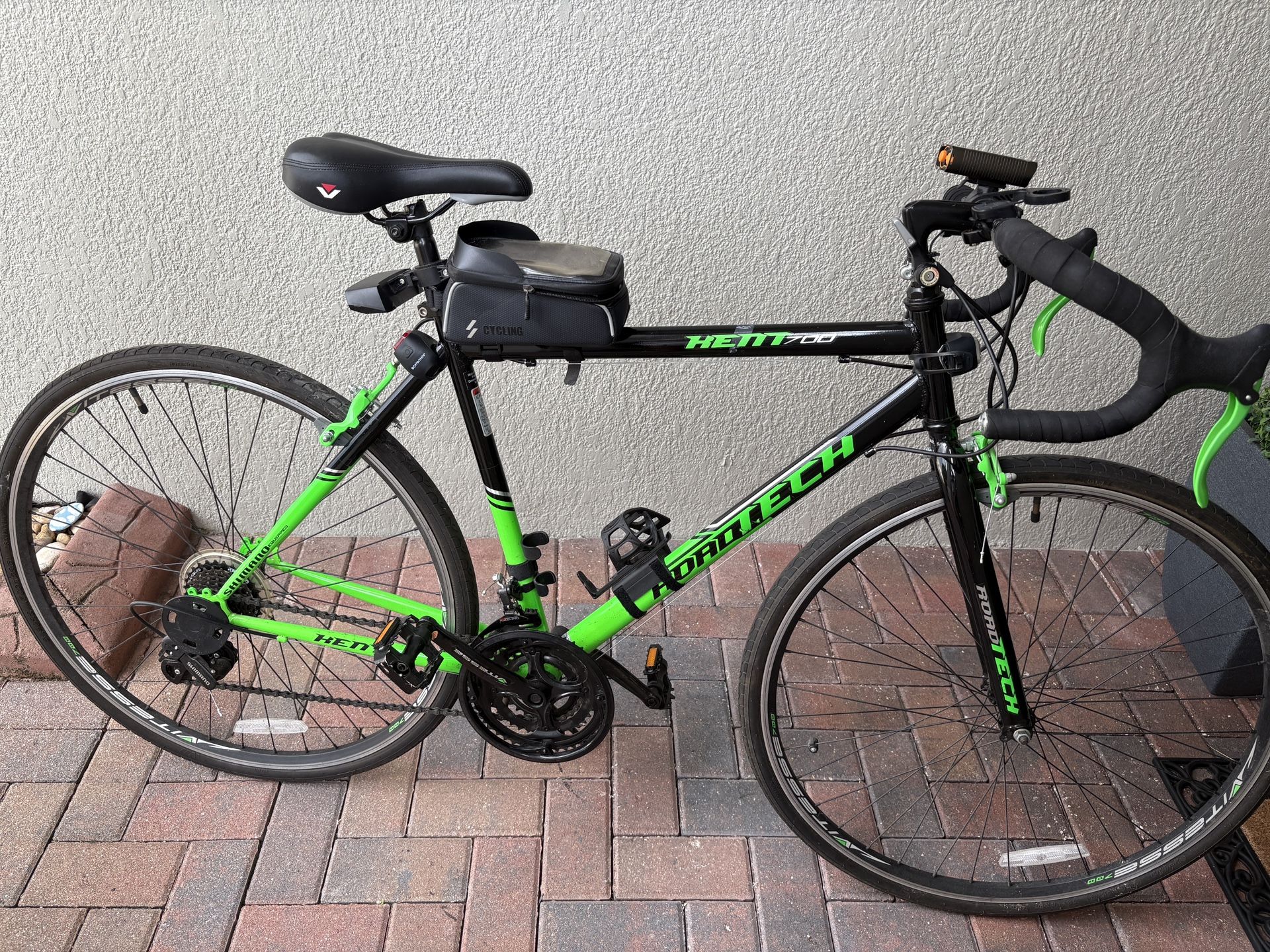 Roadtech Kent 700