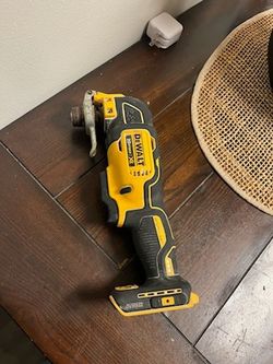 Dewalt 20v Multitool $70 Firme Precio 