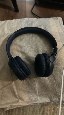 JBL Bluetooth Headphones