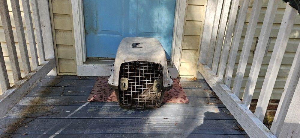 Dogs Carrier 23" long 16" wide 16" tall