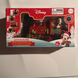 Mickey Mouse Bumping Go Train