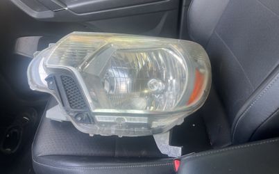 Tacoma Headlights 2012-2015