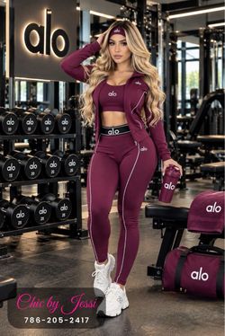 Alo Yoga 4-Piece Workout Set
