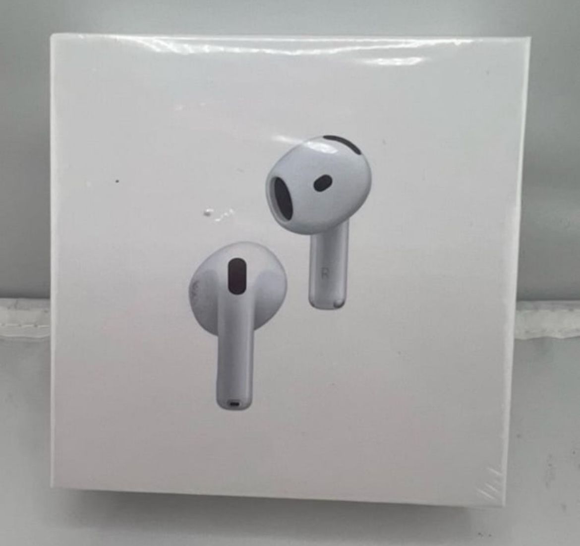 AirPod 4 This Active Noise Cancellation