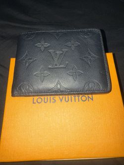 Louis Vuitton Men’s Black Wallet