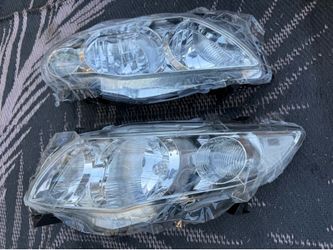 09-10 Toyota Corolla Chrome Clear Headlights