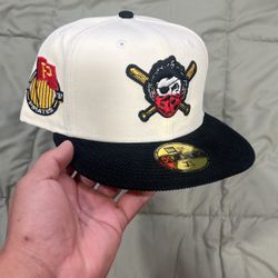 Pittsburgh Pirates New Era Hat Size 7 3/8
