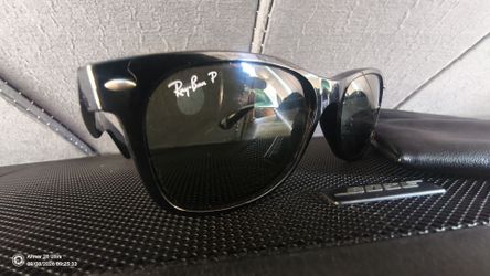 Ray-Ban RB2132 New Wayfarer 901/58 Black Polarized G-15 Sunglasses – 55mm