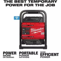 Milwaukee MXF002-82XC MX FUEL 3600W/1800W Cordless Carry-On Power Supply - Recon