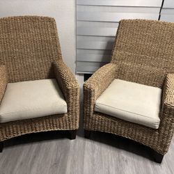 Par Of Wicker Chairs For Sale 