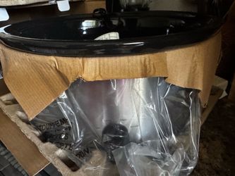 Slow cooker
