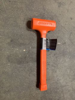 1 lb dead blow hammer new 8.00