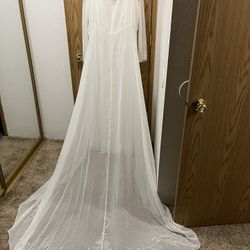 Beautiful Wedding Dress! Size 20!