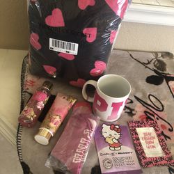 Victoria’s Secret Pink Bundle Super Cute 