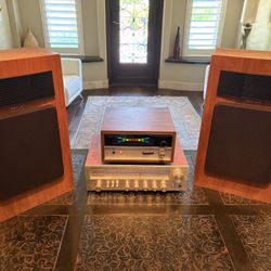 Vintage Realistic Stereo AM/FM Receiver,Speakers And Sansui Reverberation Amp