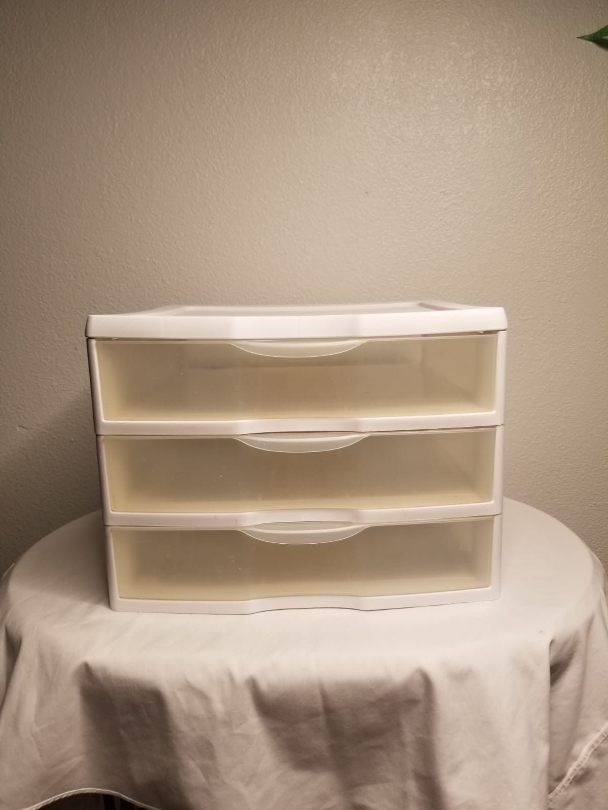3 compartment plastic storage drawer.