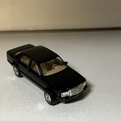 Vintage 1981 Hot Wheels Mercedes 380 SEL Black 1/64 Mint