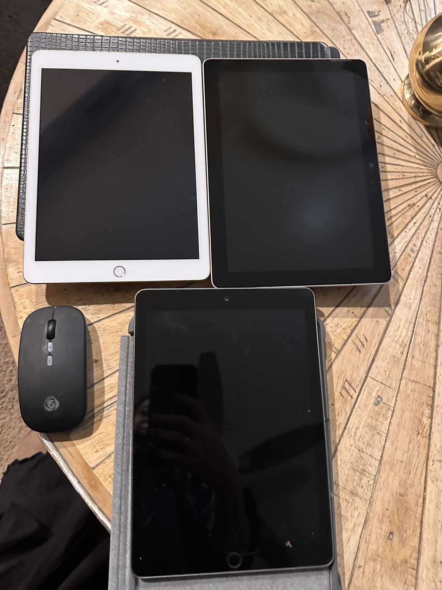 2 Apple I Pads & One Microsoft Tablet For Parts