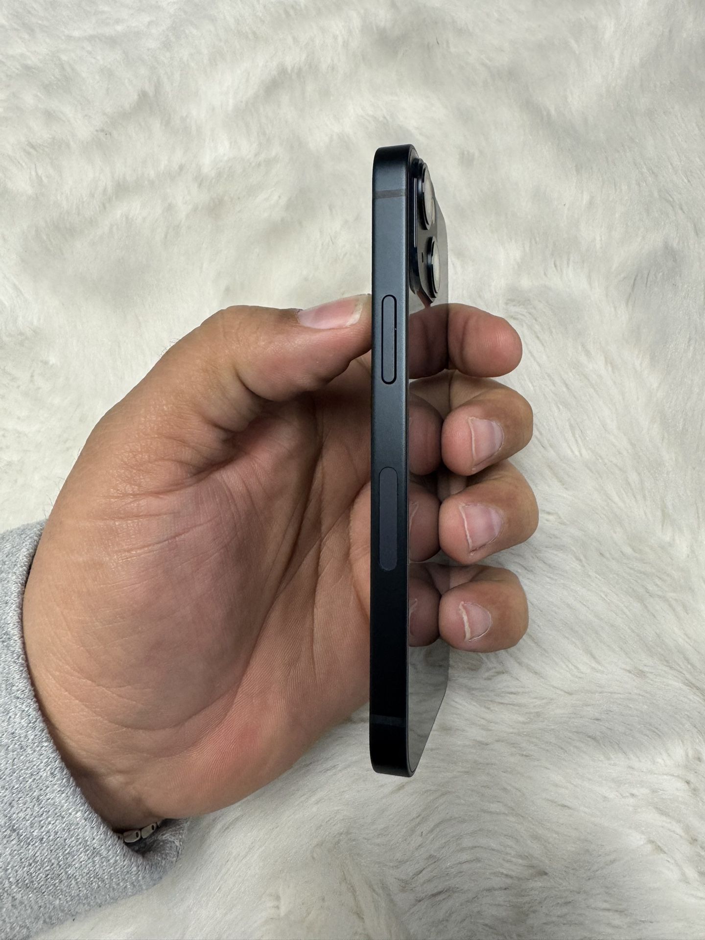 Apple iPhone 13 mini 256GB Unlocked $350