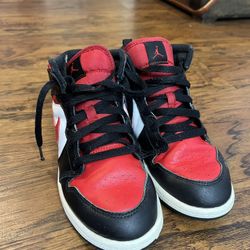 Jordan Air 1 Mid GS 