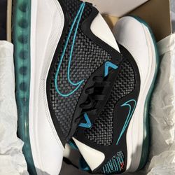 LeBron Air Max 7 Retro