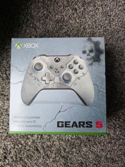 XBOX GEARS 5 CONTROLLER