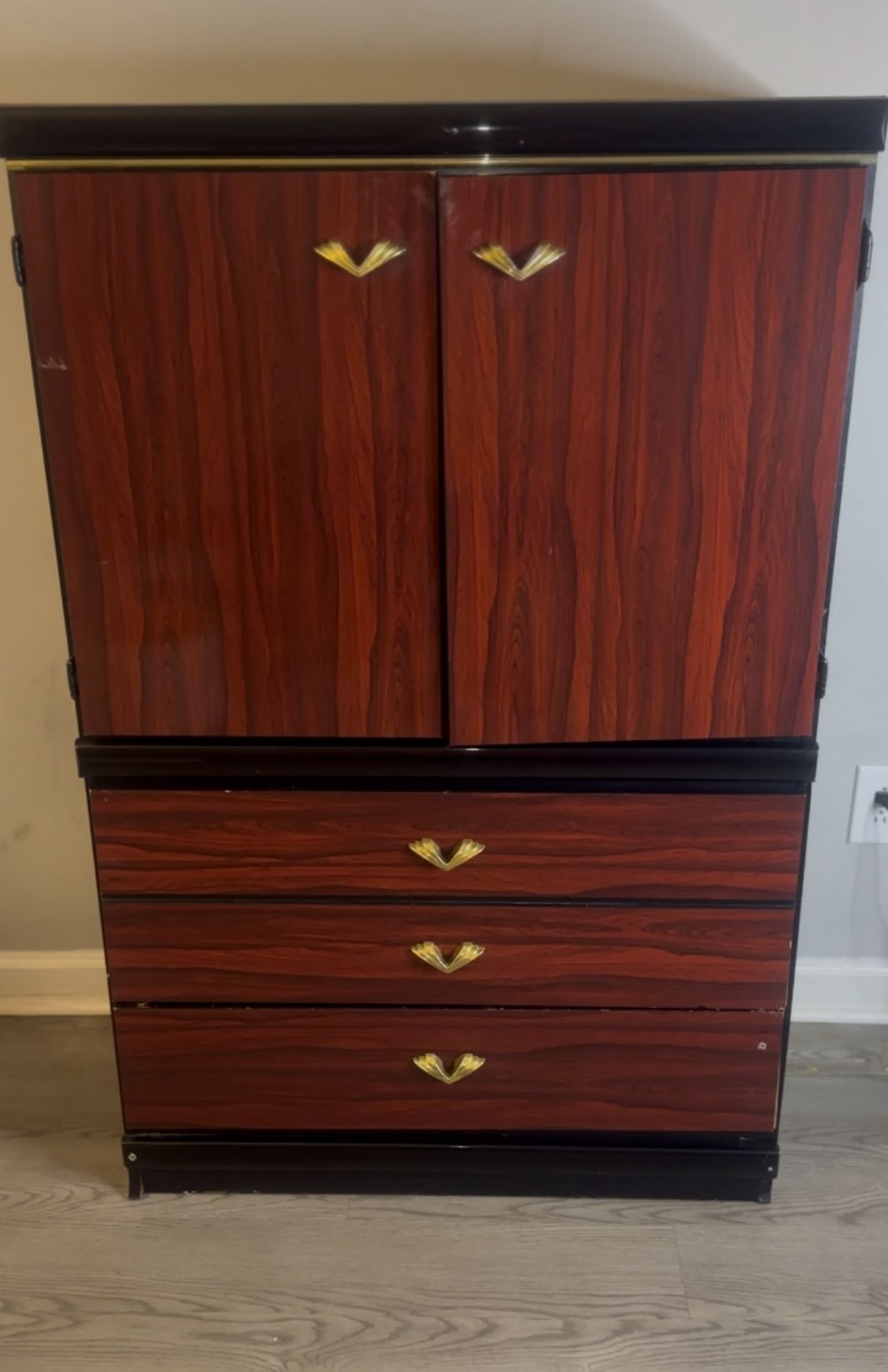 Armoire |Dresser