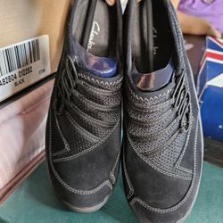 $30 Size 7 Black Clark's New 