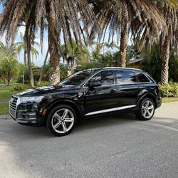 2019 Audi Q7 Touring