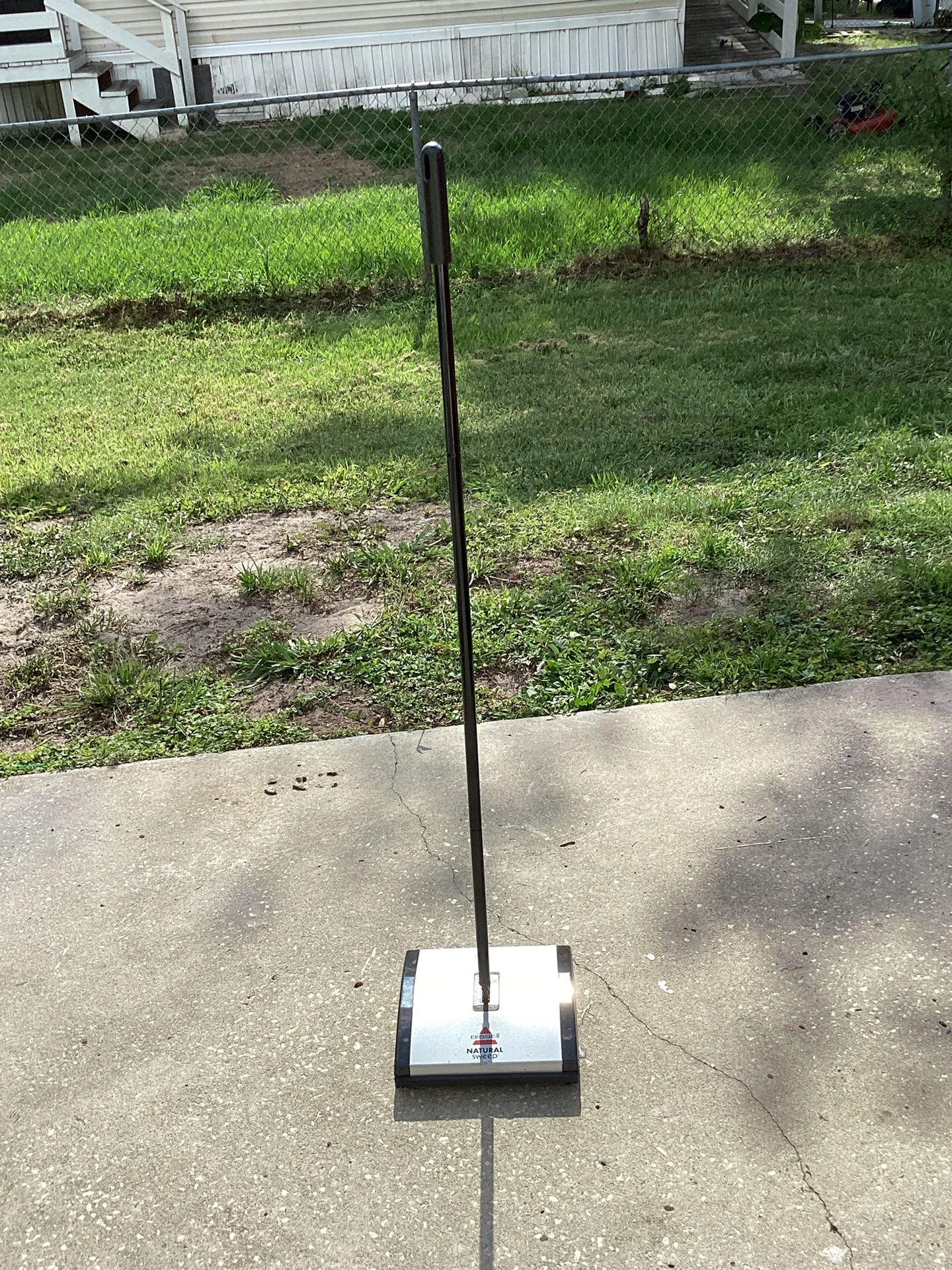 Bissell Natural Sweep Carpet And Hard Floor Sweeper