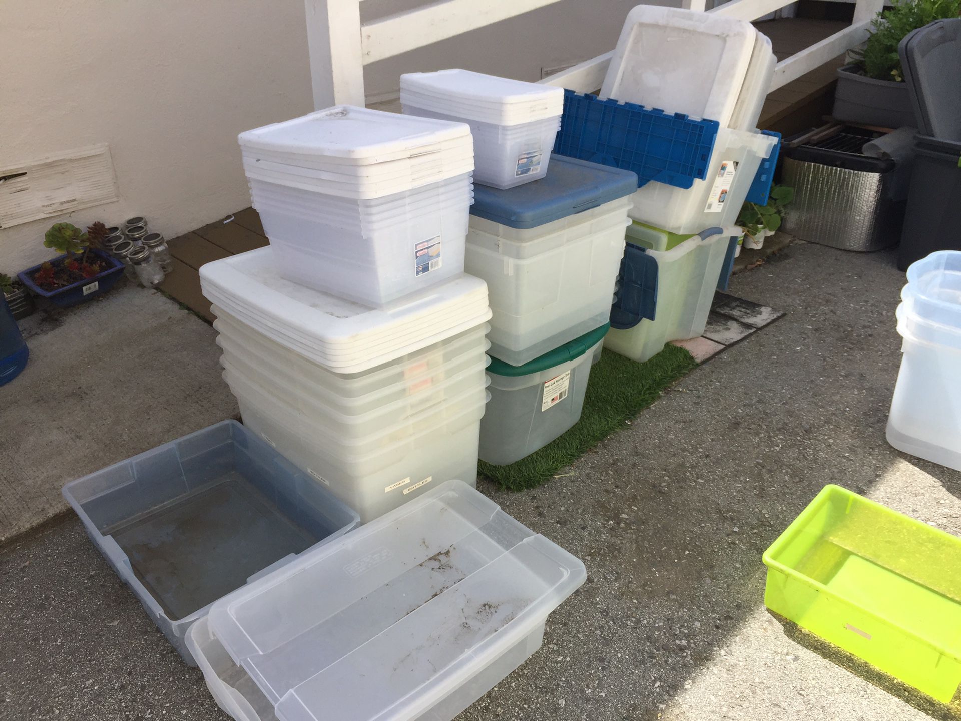 Used Plastic Storage Boxes / Containers