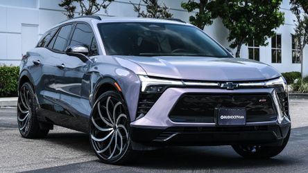 Strada Wheels Huracan Gloss Black Machined 22"/24"/26" 5x108 / 5x110 / 5x112 / 5x114 / 5x115 / 5x120 / 5x127 (According to Vehicle)