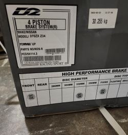 370z Big Break Kit D2 4 Piston
