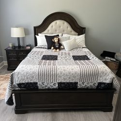 Queen Brown Real Wood 6 Piece Bedroom Set 