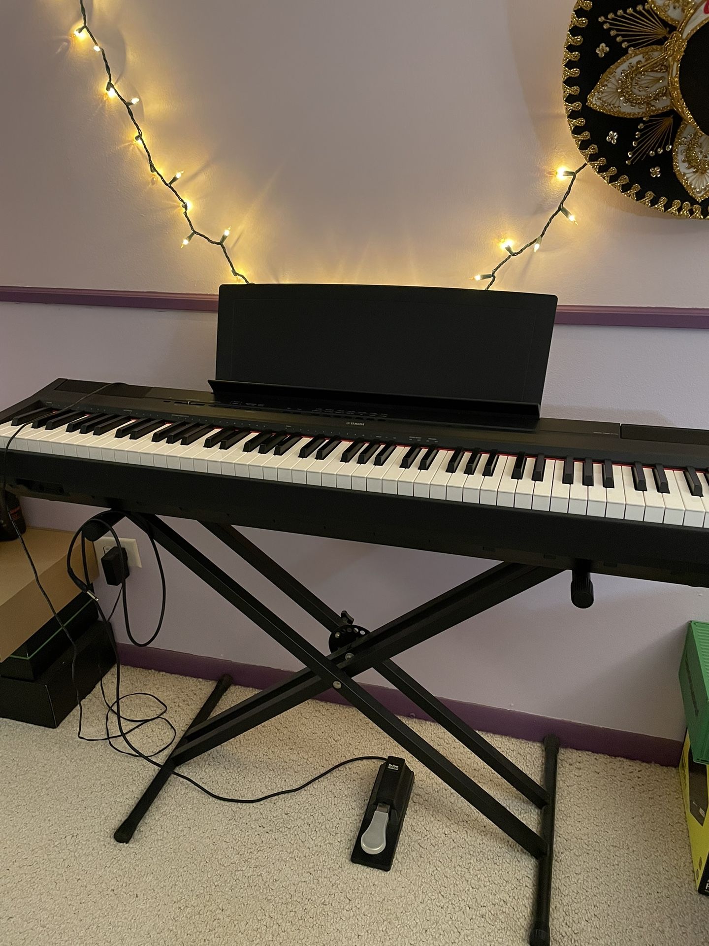 Yamaha P-115 Digital Piano Keyboard (full size)