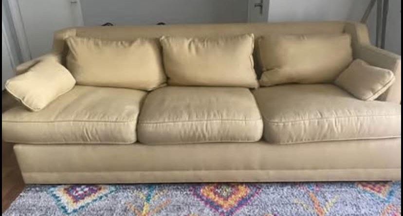 FREE Couch