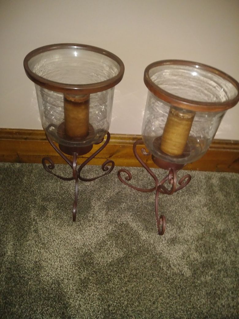 Set of 2 candle holders