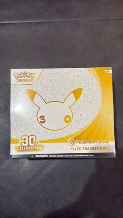 PokemonCenter 30th Celebrations Elite Trainer Box