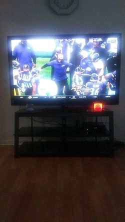 55 in TV with TV stand