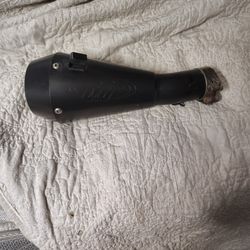 M4 Slip On Exhaust Gsxr '11-'25 Gsxr 600/750