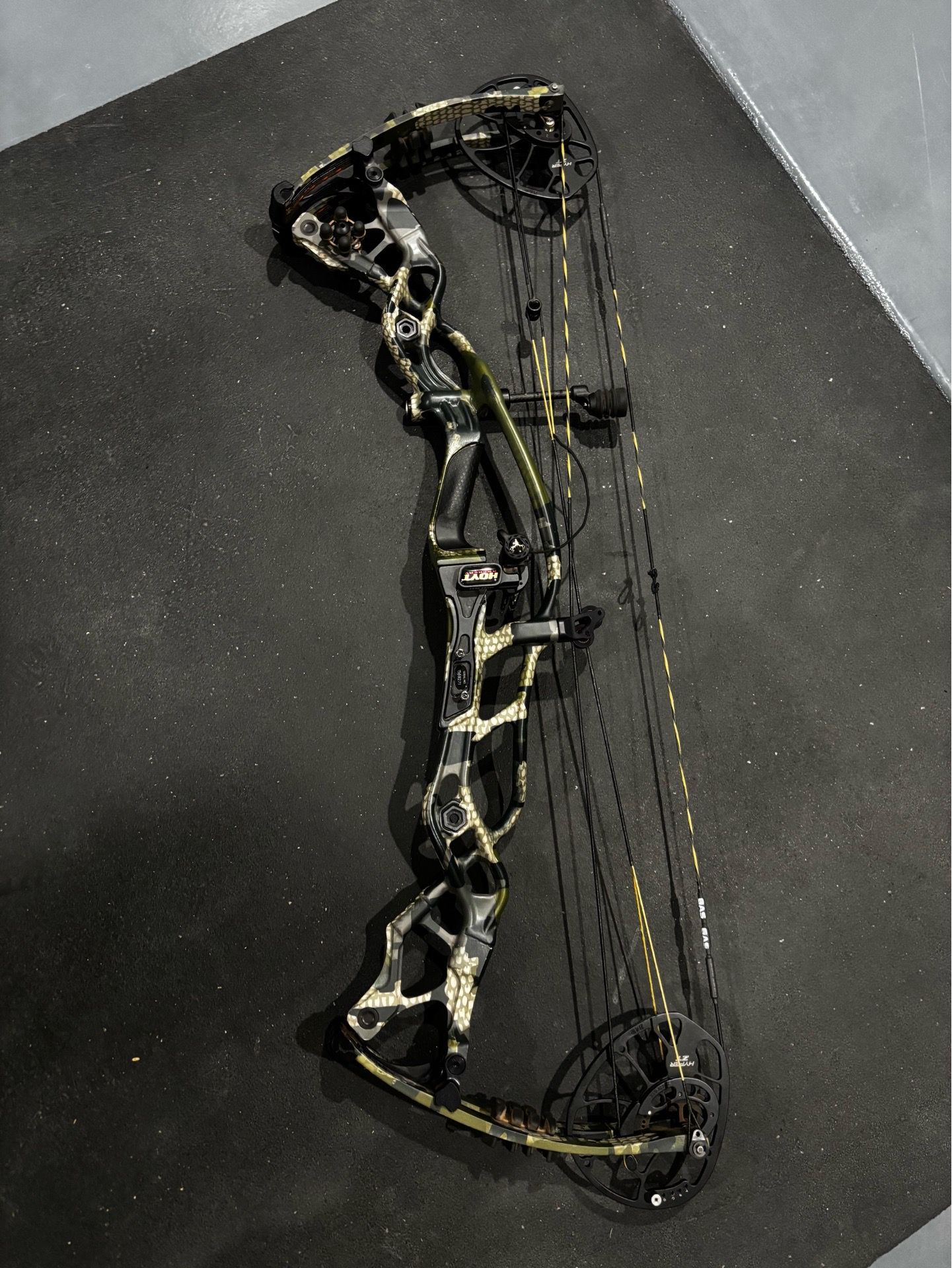 Hoyt RX1 Carbon Redwrk