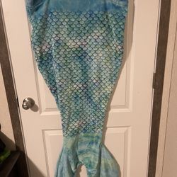 Little Mermaid  Tail  Blanket 
