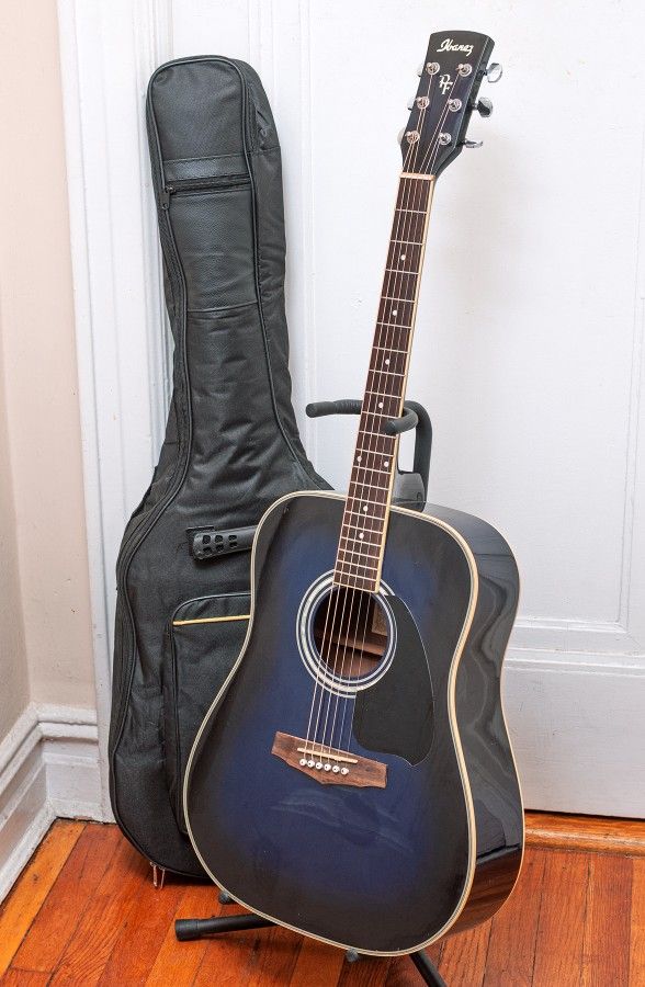 94 Ibanez Spruce Top Acoustic Guitar & GigBag