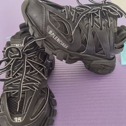 Balenciaga Track 1.0 without led