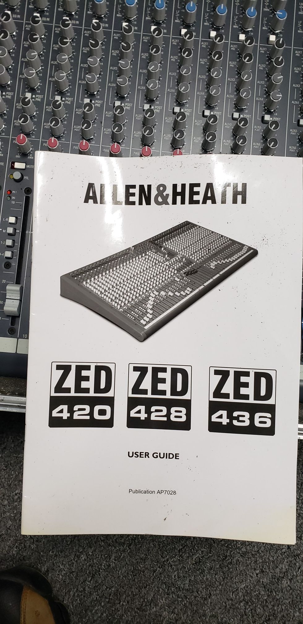 ALLEN&HEATH ZED428 Live Mixer