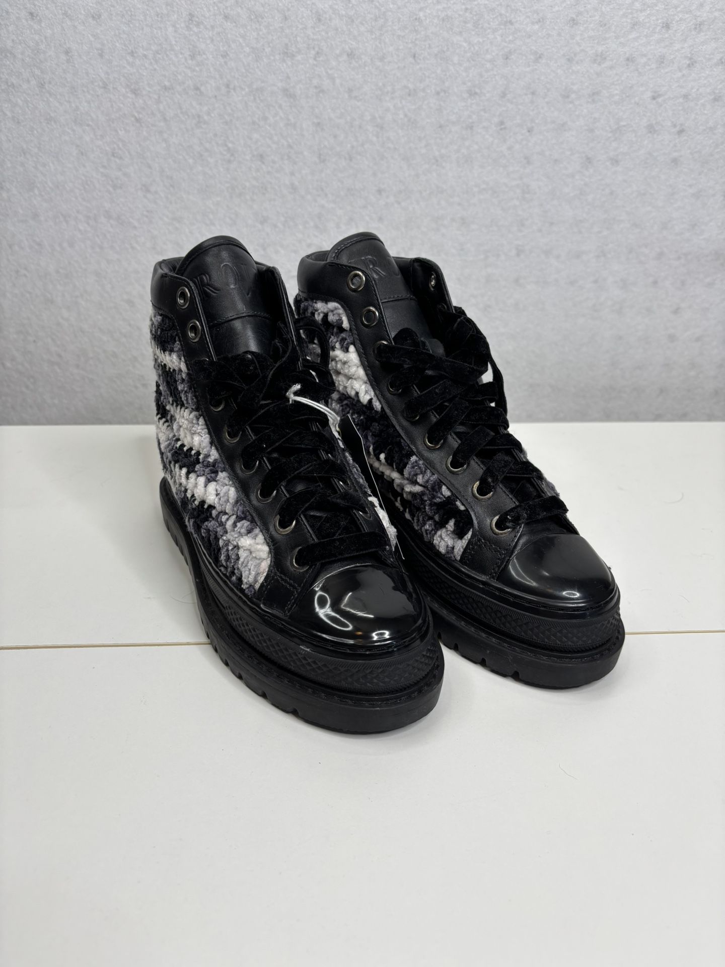 Krojay Women’s Size 7 Black Onyx Boot New With Tags