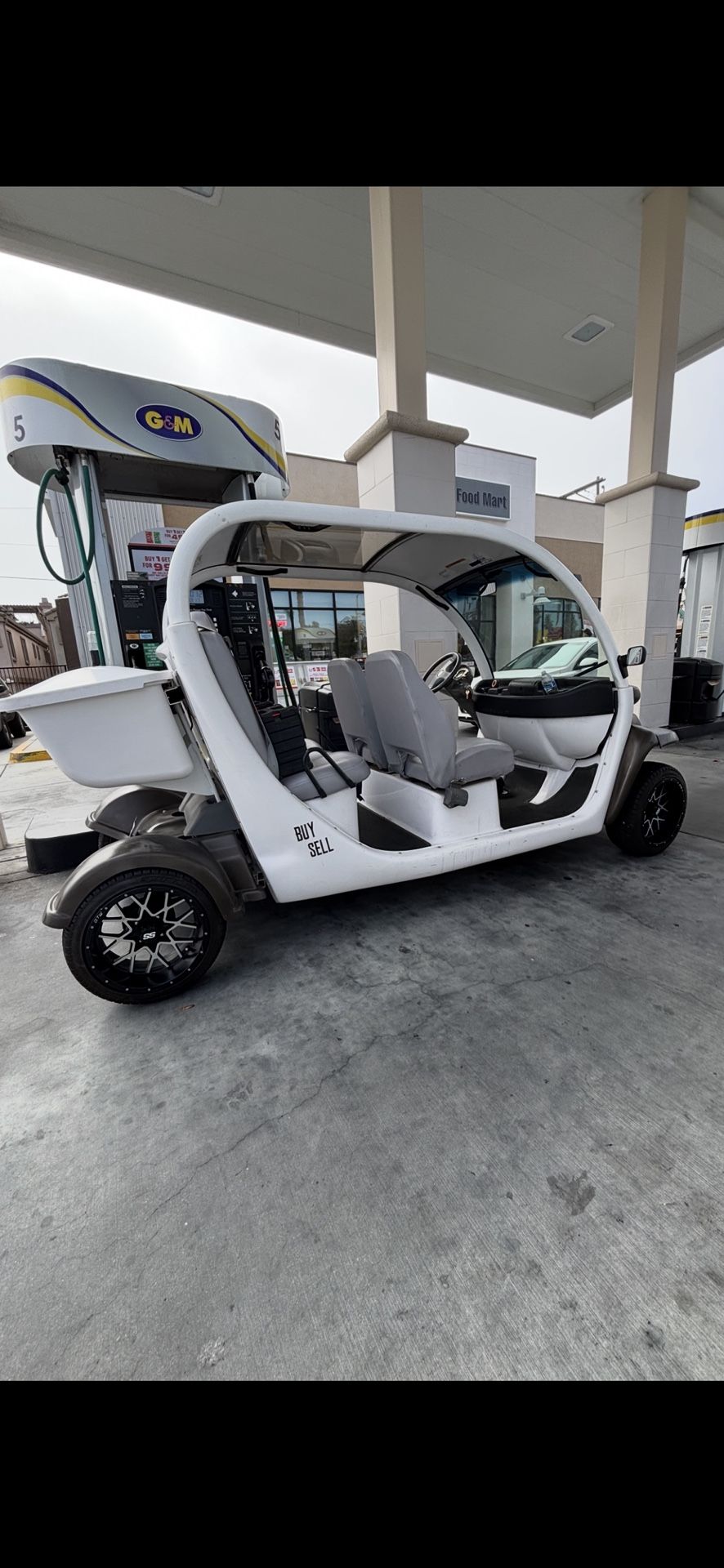 2001 GEM E825 Electric Cart 4 seater with new Lithium batteries!